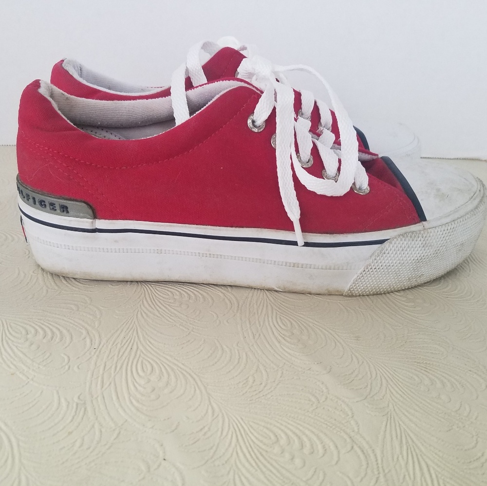 Tommy Hilfiger women's red 7 and 1/2 canvas shoes